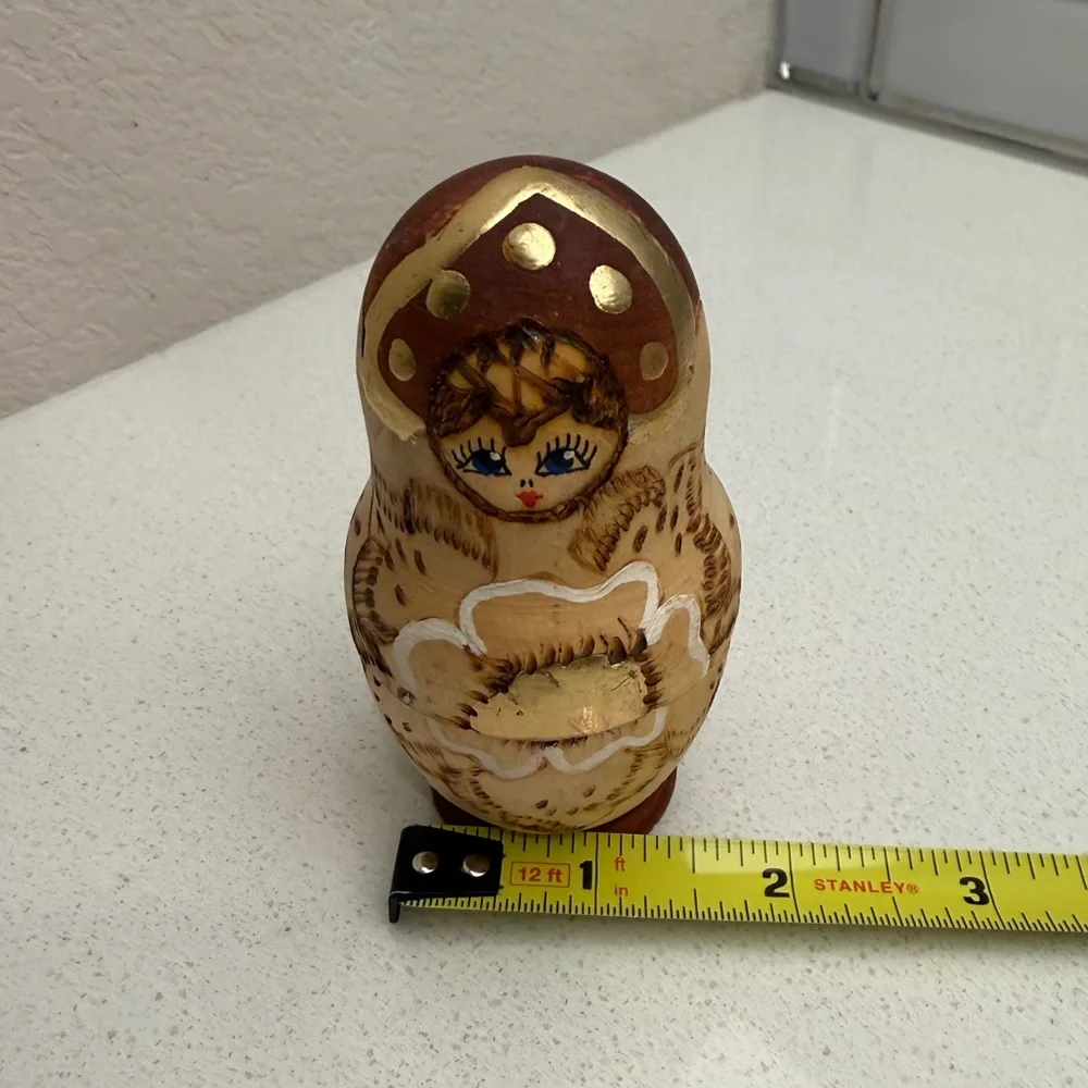 Vintage Russian Nesting Dolls Set of 5